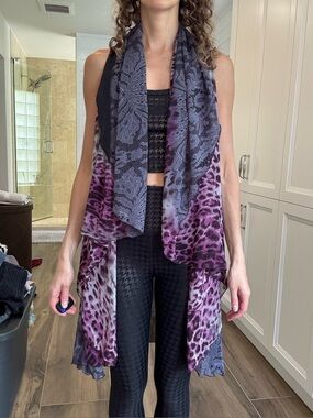 g Leopard and Lace Drapey Scarf Top